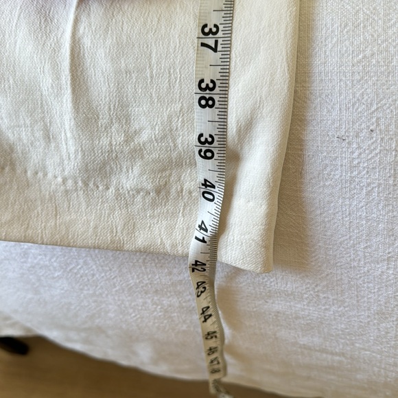 Aritzia Effortless Pants - Picture 14 of 16